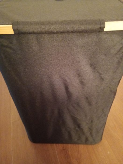 Vand coș pentru rufe