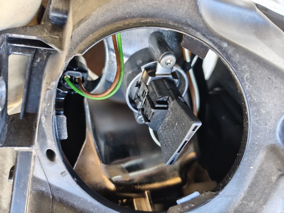 Фарове HELLA за БМВ Е60-520 - 2003 г.
