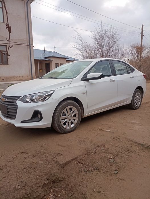 Onix 3 pazisiya mexanika shoʻt benzinda