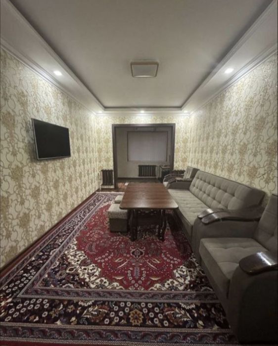 Продаётся 3ком квартира на Карасу3