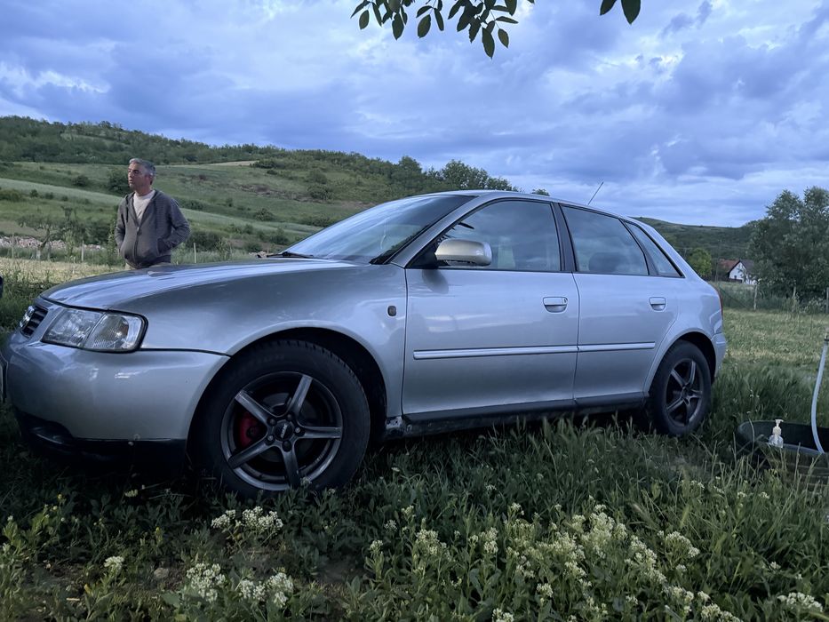 AUDI A3 1999 — imagine 2