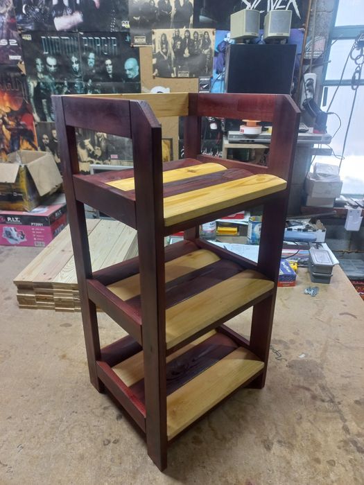 Продам. Мебель новая.