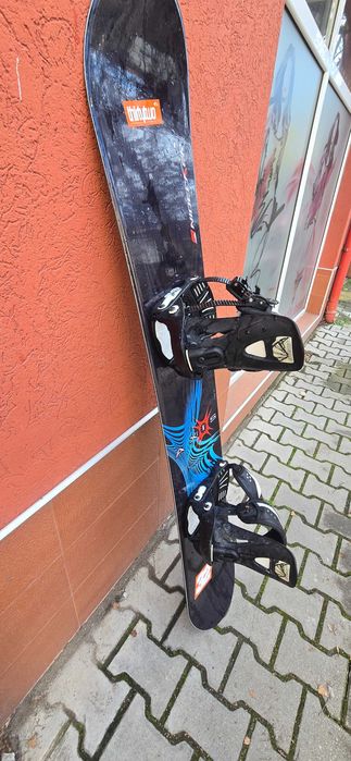 Сноуборд с автомати и обувки Nidecker