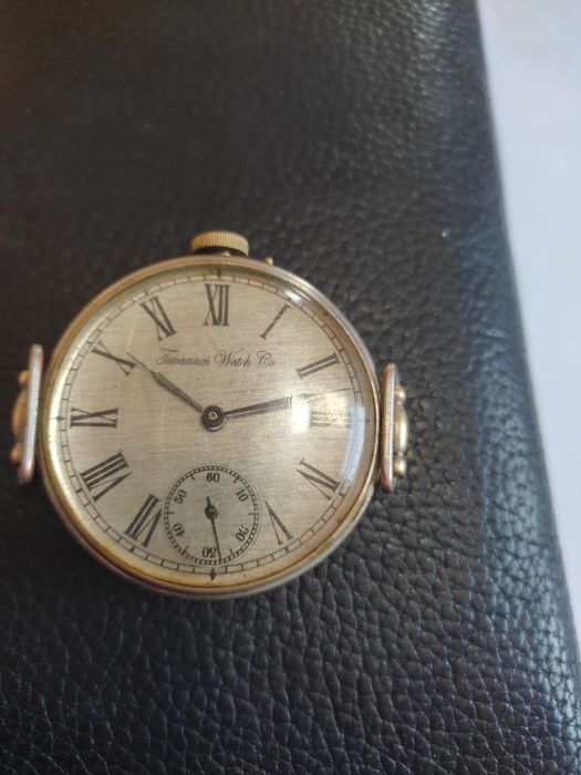 Продаю часы антиквариат. Швейцария.(TAVANNES WATCH GO)