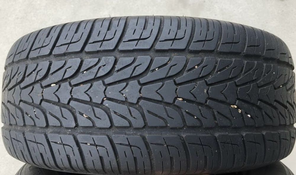 Шины roadstone в хорошем состоянии