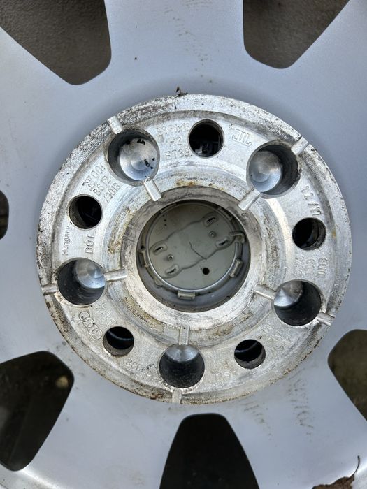 Roti Audi 215 65 R16 iarna audi Q3