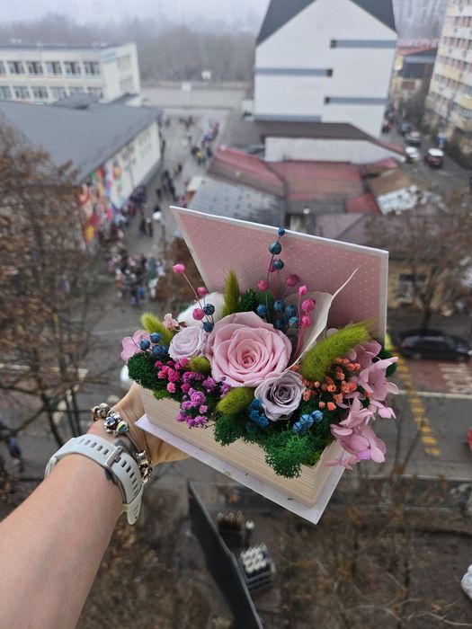 Aranjament cu flori criogenate