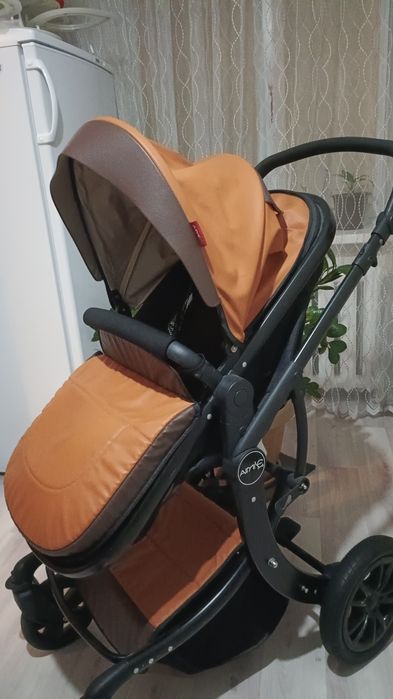 Продам детскую коляску