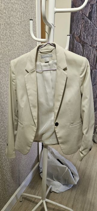 Пиджаки, костюмы