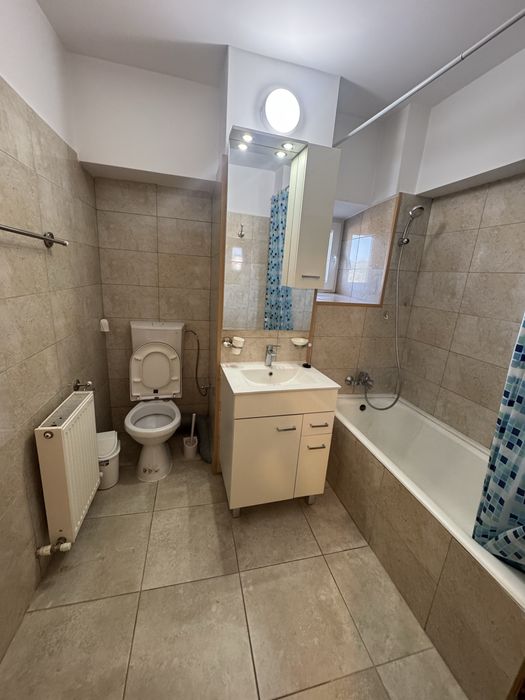 Apartament 3 camere in Campina