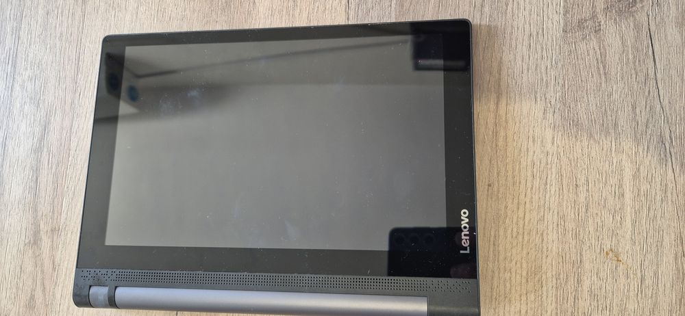Таблет lenovo yt3