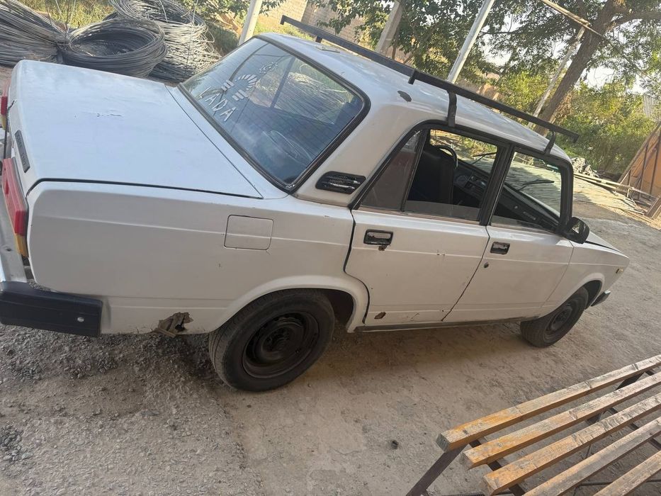 Juguli vaz 2107 sotladi