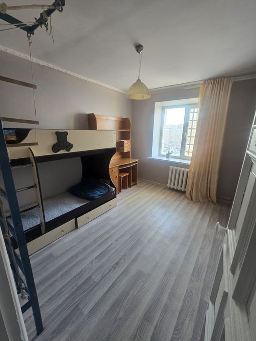 Сдам 2х комн квартиру