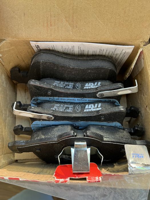 Placute frana  TRW   noi in  cutie  Opel