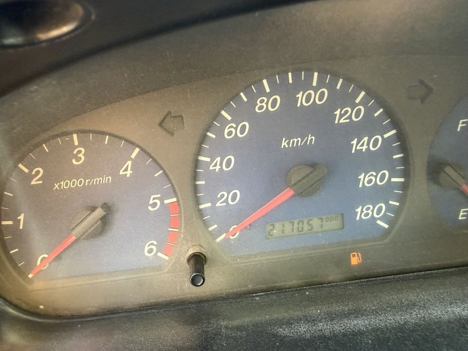 Mazda B2500 Pick up