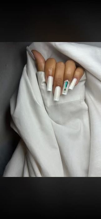 Aplic unghii cu gel