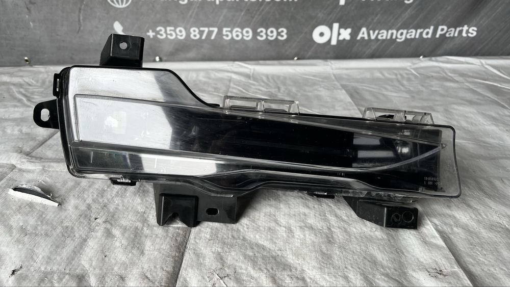 3 броя десен халоген Tesla 3 (2017-2023)