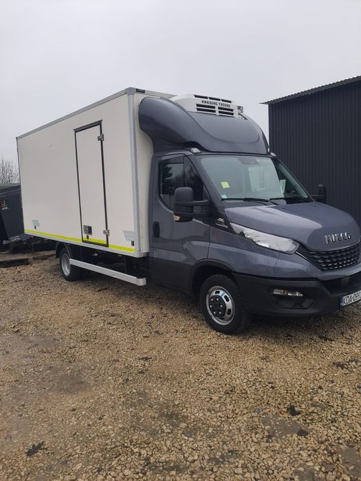 Iveco 50c18 frigorific 10 europaleti, posibilitatea de leasing extern