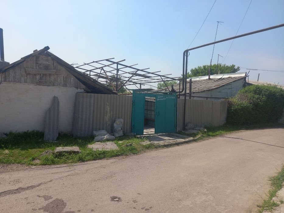 Продаётся участок в юкоричирчиком районе