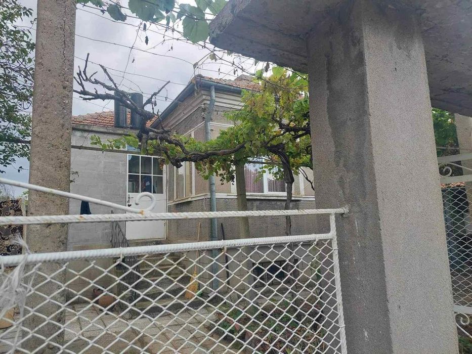 Продава се Къща в Бургас, Център - 140 кв.м за 472 €/кв.м - Снимка #6