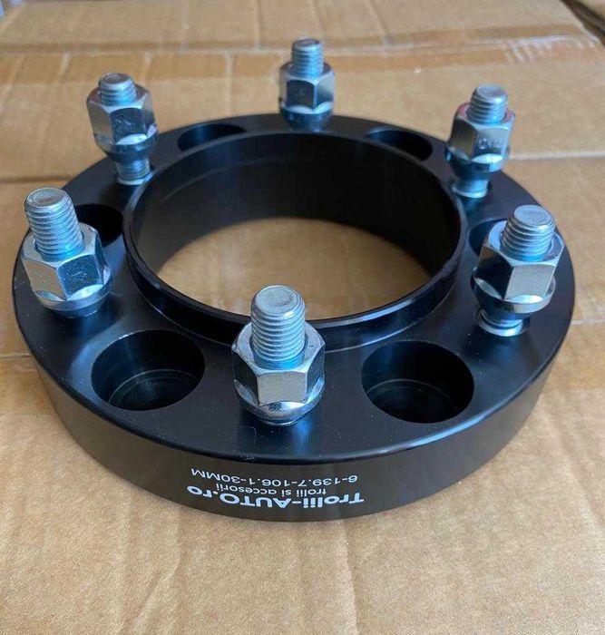 Flanse distantiere Toyota 30mm 6x139,7 M12x1,5 CB 106,1 cu inel
