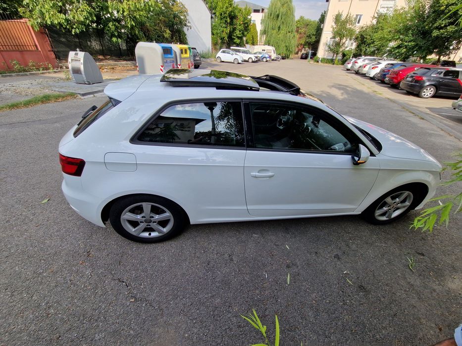 Audi A3 4x4, 184CP, 2000 diesel,Quattro, automat, trapa panoramica