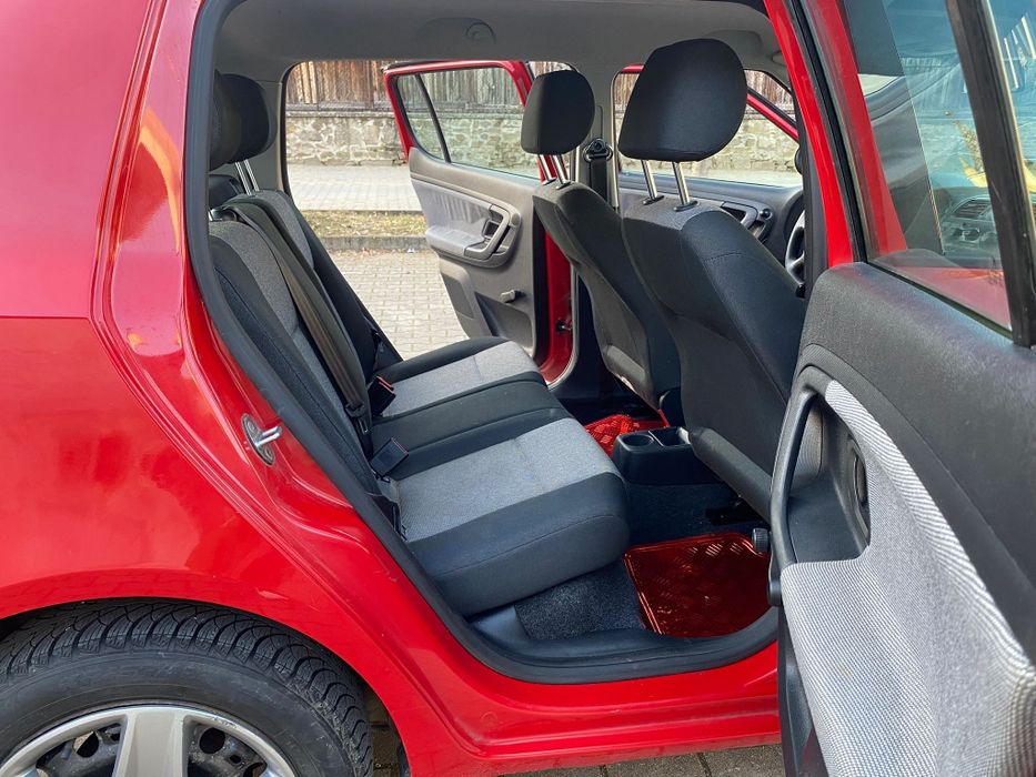 Skoda fabia 1.4.  Benzina 2010  180.000 km