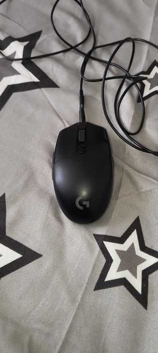 Vânde mouse Logitech pro hero