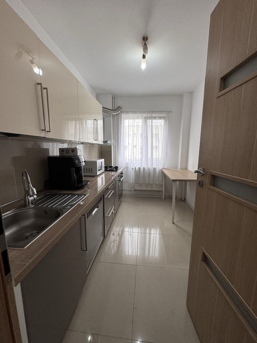 Inchiriez apartament 2 camere - Lacul Tei