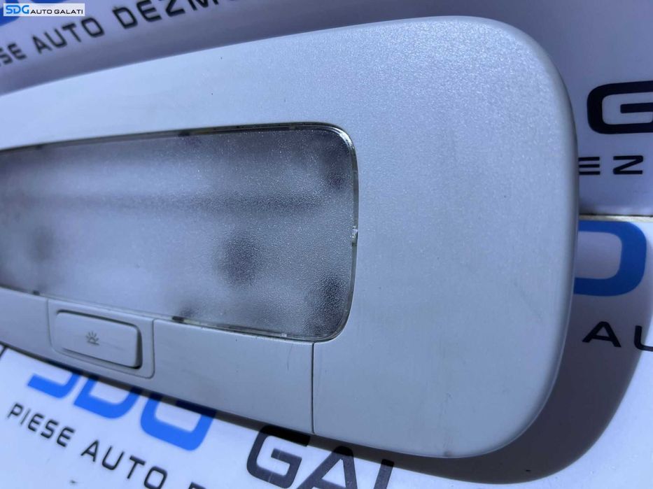 Plafoniera Lumini Lampa Iluminare Plafon Spate Pasager Volkswagen Passat B6 2005 - 2010 Cod 1K0947291 [L8507]