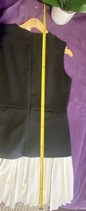 Noua cu eticheta, rochie plisata alb negru, XL/42