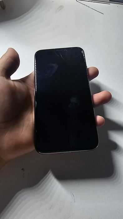 Продам Iphone x!