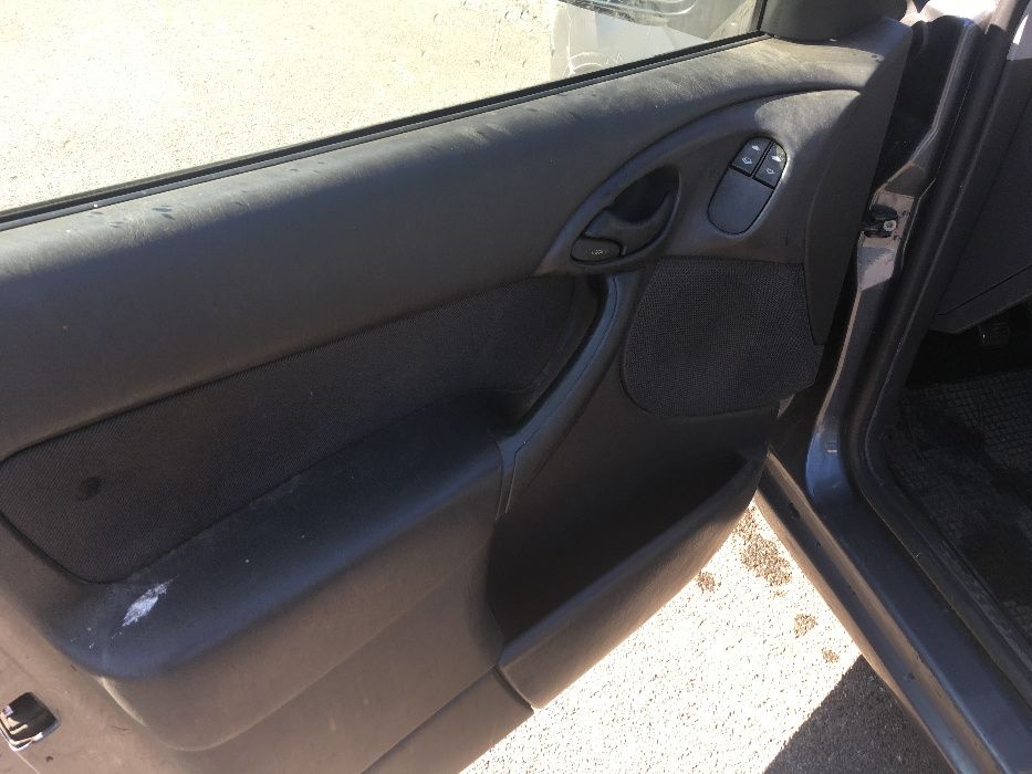 4 броя Форд фокус 1,8тд + 1,8 16кл.. 2003г. на части!FORD FOCUS