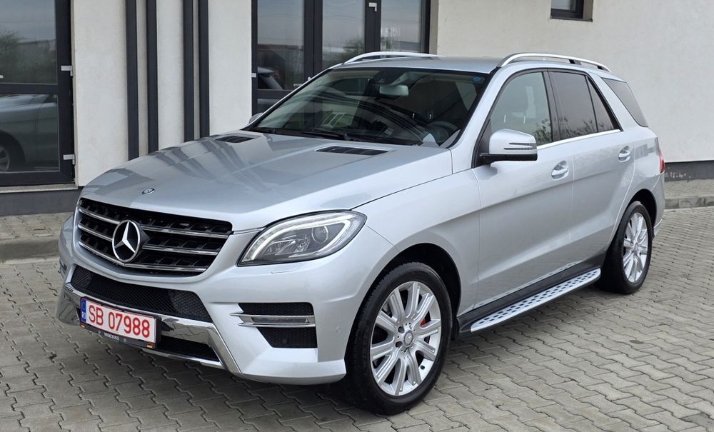 Vand sau schimb Mercedes ML350 Bluetec pachet AMG 4MATIC 2015