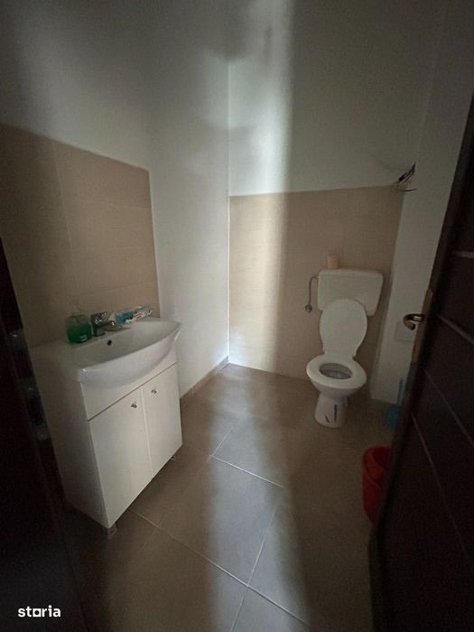 Spatiu comercial central ,str Mihai Eminescu
