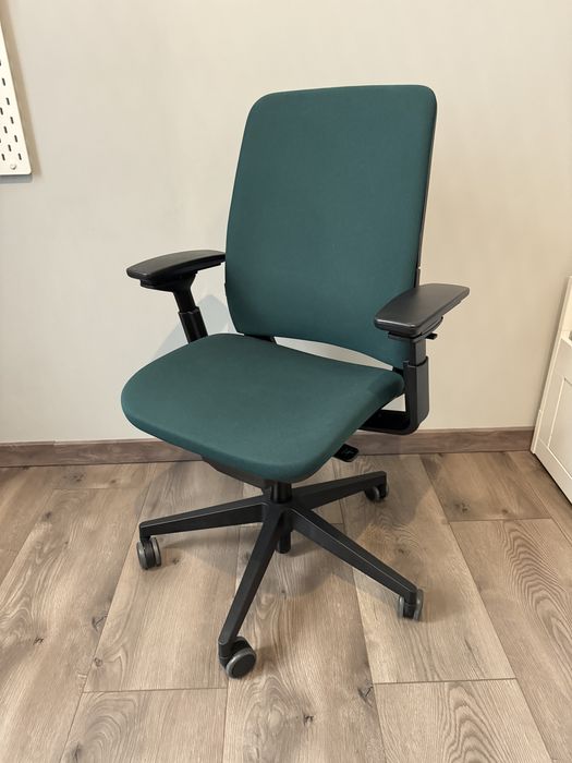 Steelcase Amia кресло