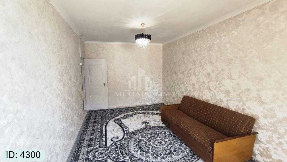 gorgaz  detskiy stamatalogiya oldida kvartira sotiladi №4300