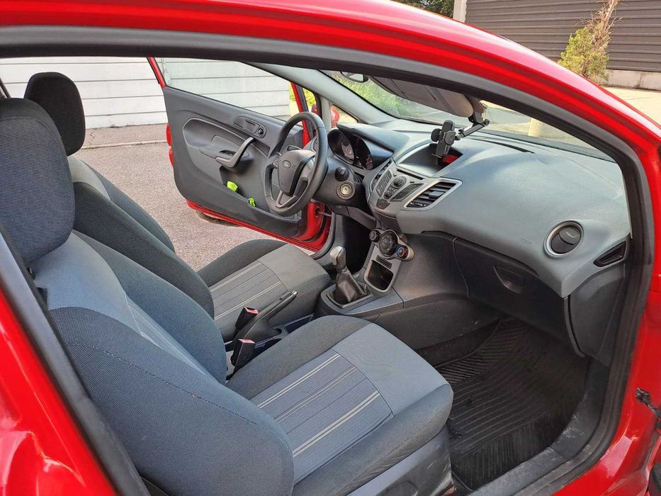 Ford Fiesta, 1.25 benzină, 2010, AC, ITP valabil, înmatriculată București