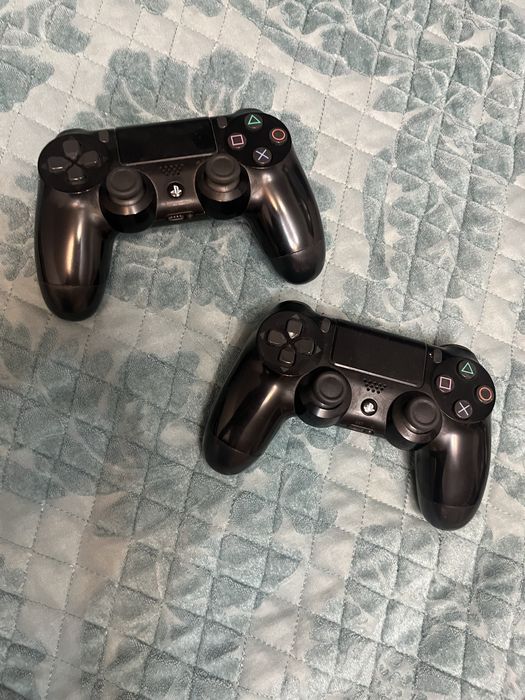 Playstation 4 slim