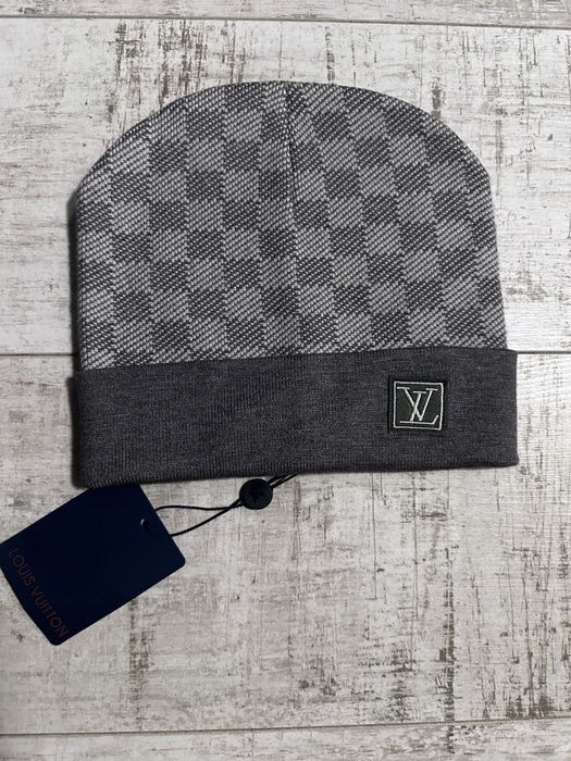 Caciula Lous Vuitton