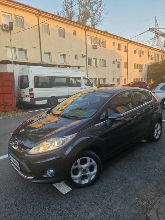 FORD Fiesta 2010 — imagine 1