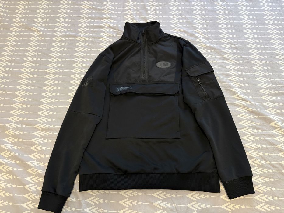 Екип на ellesse