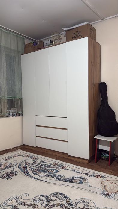 Шкаф сатылады.Состояниесы жақсы.