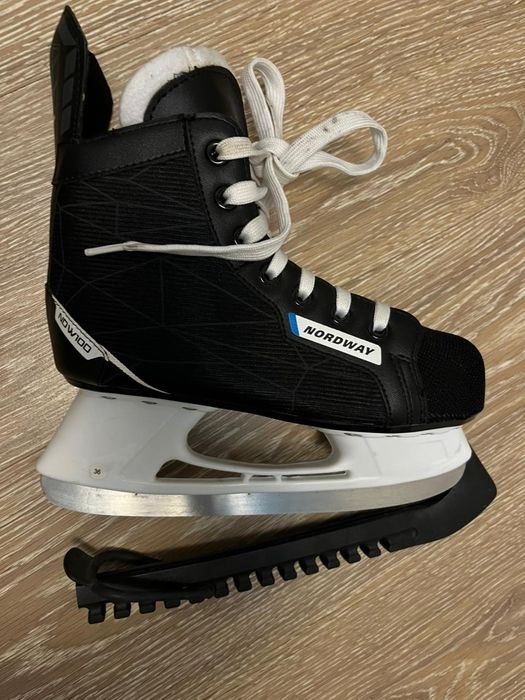 Продам Коньки б/у