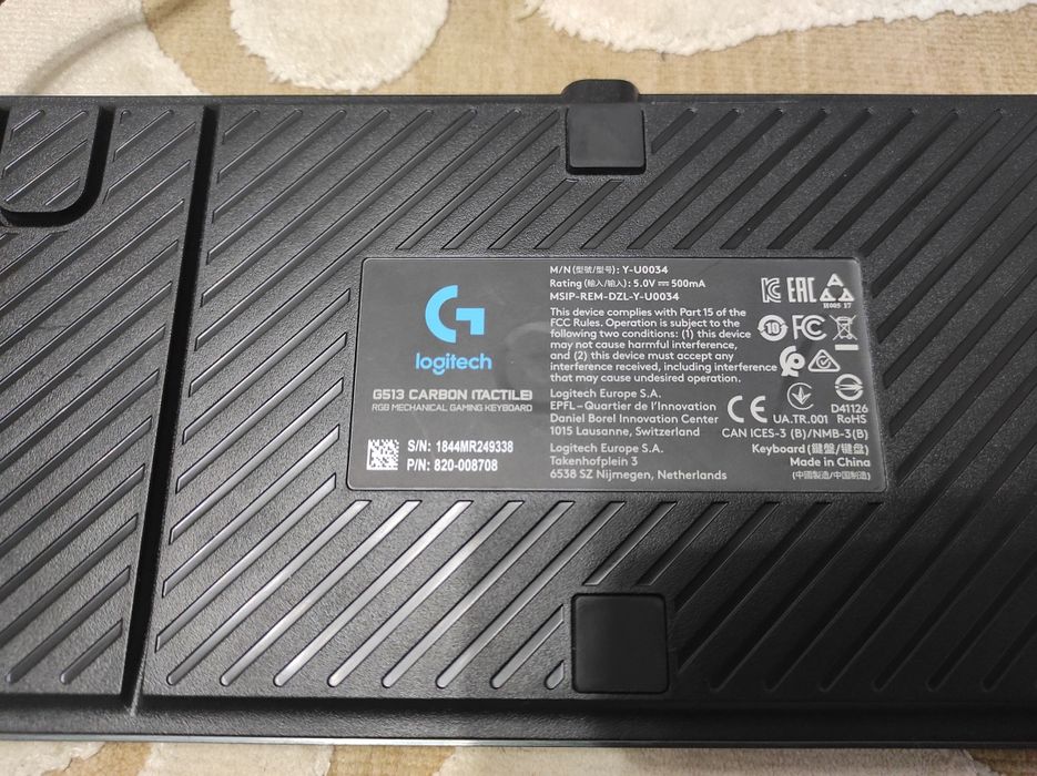 Vând tastaturi mecanice