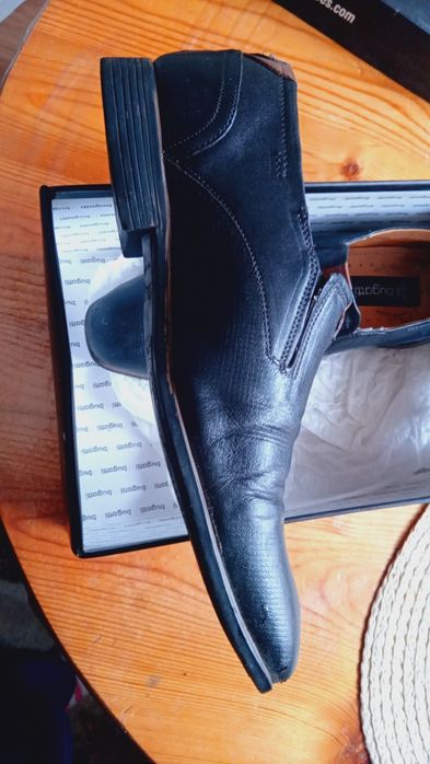 Мъжки черни обувки