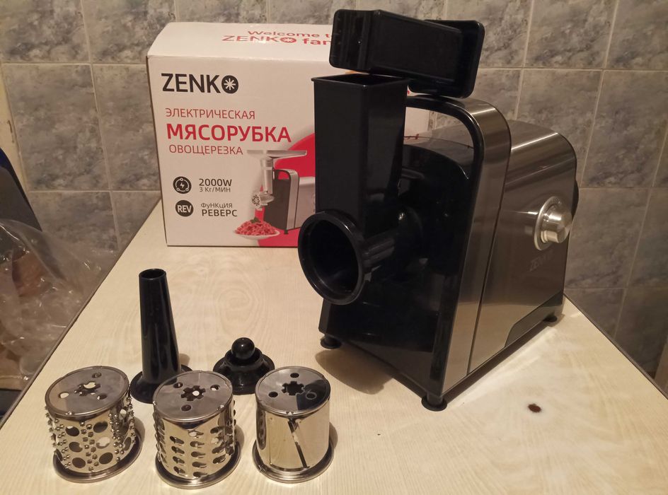Мясорубка+Овощерезка Zenko Z1 2000wt
