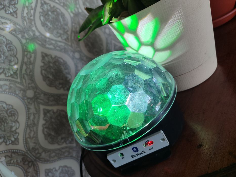 Продам новый диско шар музыкальный