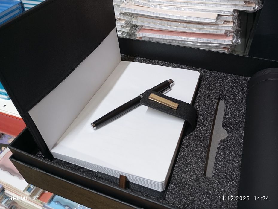 Подарочный набор блокнот, термос, ручка