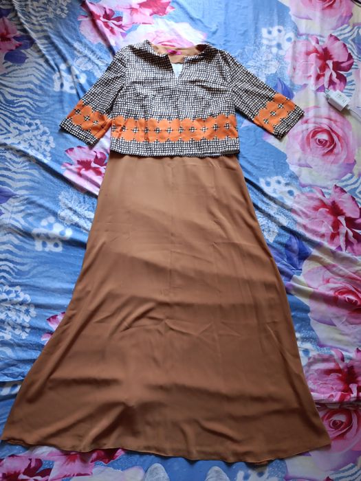 Ajoyib koʻylak  rangi bardoviy yangi holat zor nomusiga yana 2ta kiyim